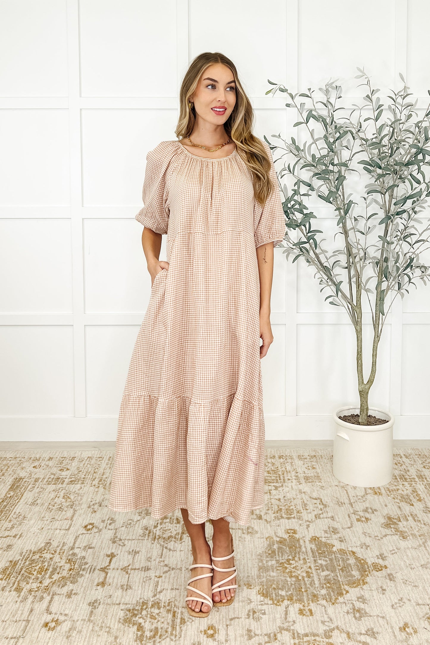 Honey Mark Hazel Dress in Toffee