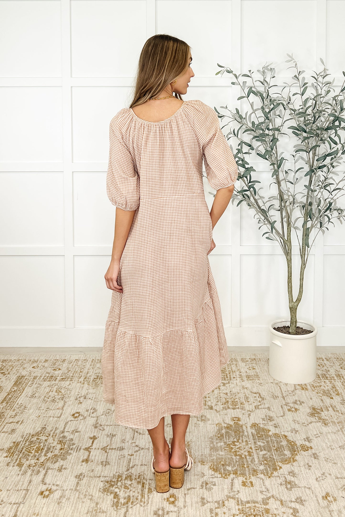 Honey Mark Hazel Dress in Toffee